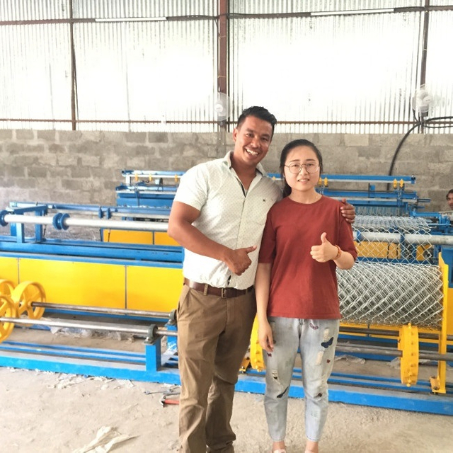 Chain Link Fence wire mesh Making Machine