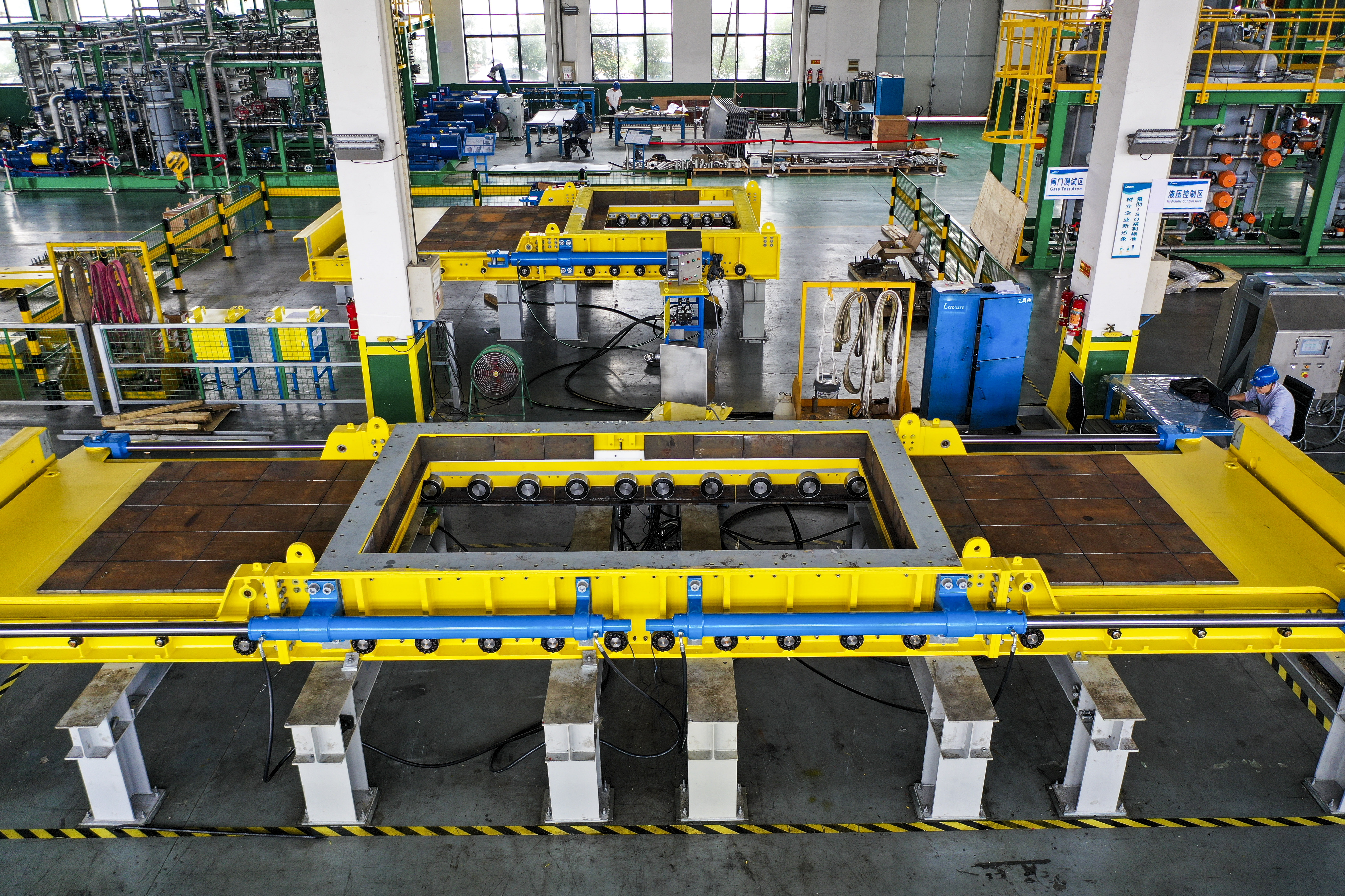 Mine Machinery Slide Valve Equipment Heavy Duty Isolation Gate for Discharging Materials